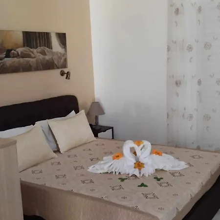 Golden Sun Rodhákinon